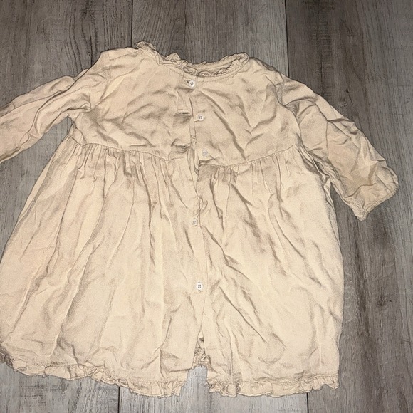 Girls Caramel Tan Dress With Scruffs Size 2